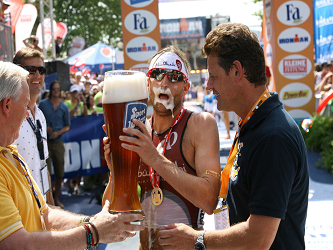 Soutěže v pití piva{lang}Competitions in drinking beer