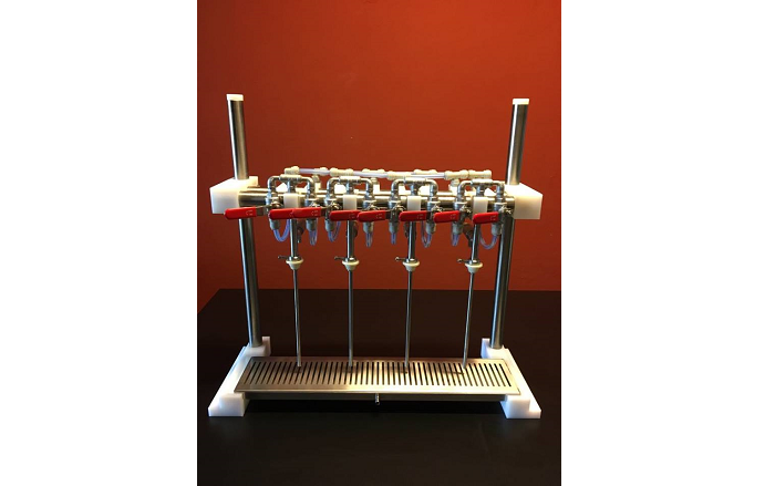 Manual beer fillers