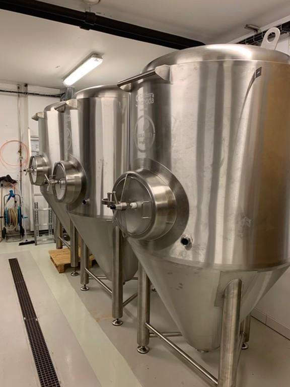 Cylindrical-conical fermentation tank