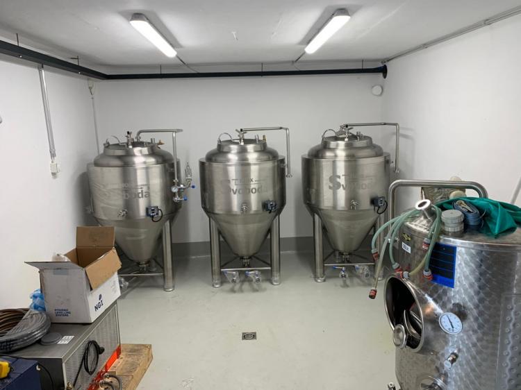 Cylindrical-conical fermentation tank