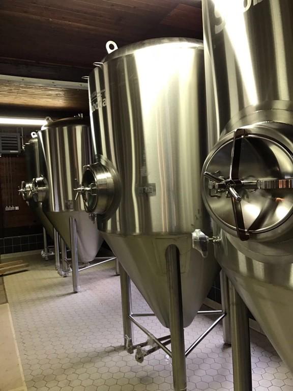 Cylindrical-conical fermentation tank