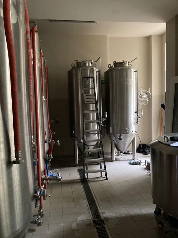 Cylindrical-conical fermentation tank