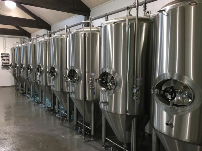 Cylindrical conical tank