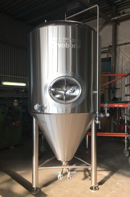 Cylindrical conical tank 20 HL